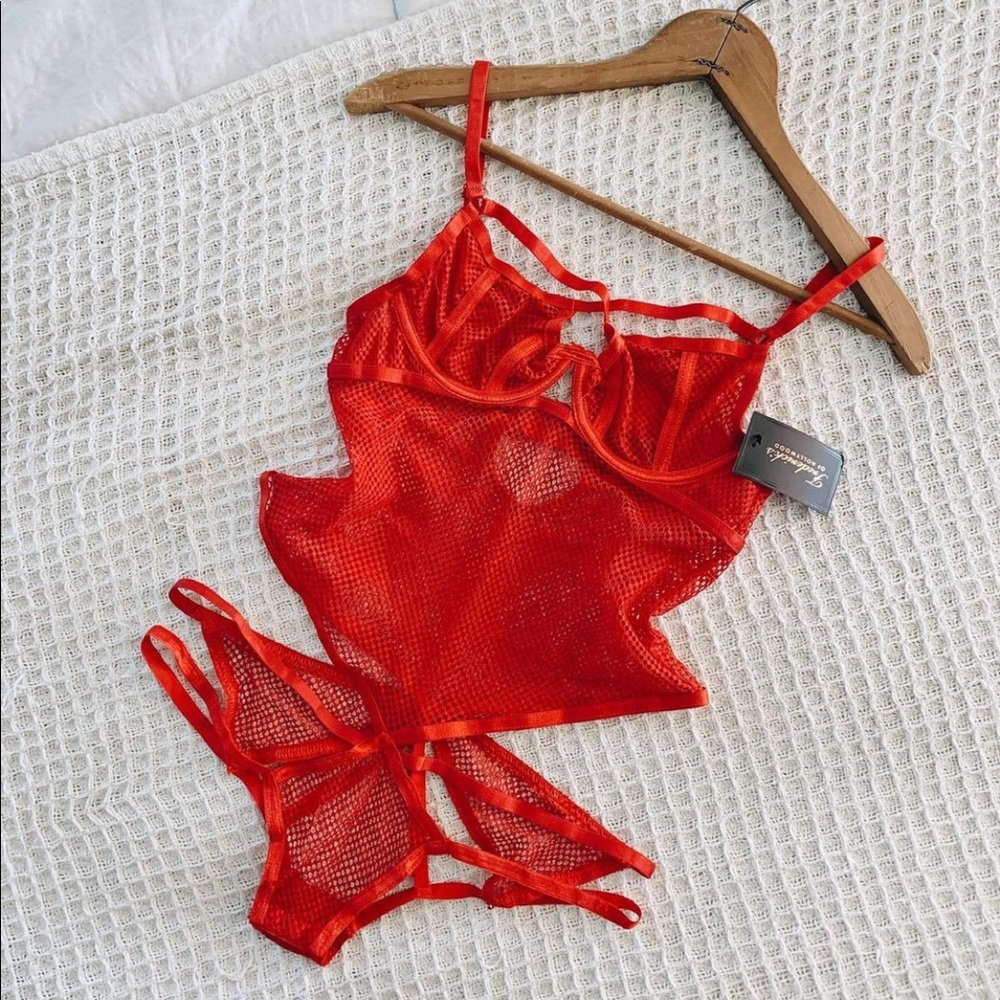 NWT Fredricks of Hollywood Strappy lingerie